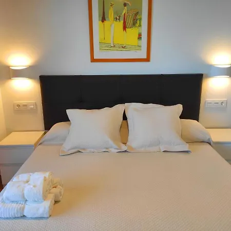 Apartment Beachfront -- New Luxury -- 1ª Linea Playa -- Center -- Private Parking -- Panoramic Sea Views --