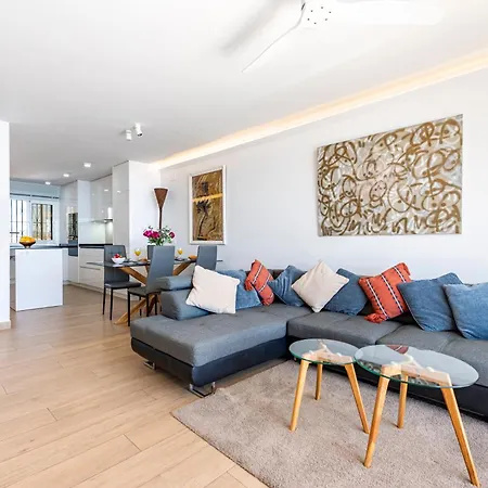 Apartment Beachfront -- New Luxury -- 1ª Linea Playa -- Center -- Private Parking -- Panoramic Sea Views --