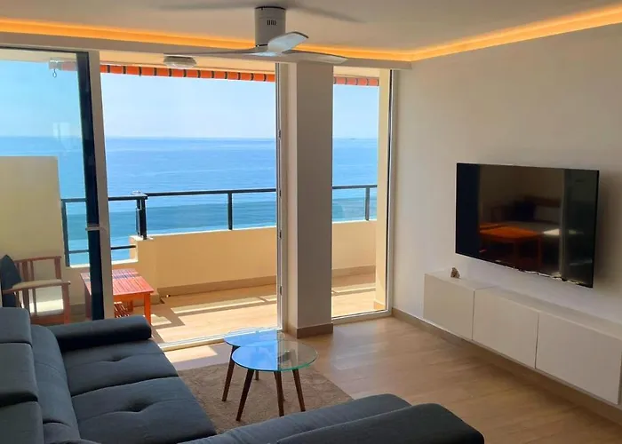 Apartamento Beachfront -- New Luxury -- 1ª Linea Playa -- Center -- Private Parking -- Panoramic Sea Views --