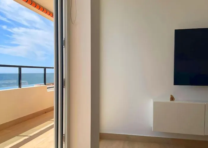 Apartamento Beachfront -- New Luxury -- 1ª Linea Playa -- Center -- Private Parking -- Panoramic Sea Views -- *