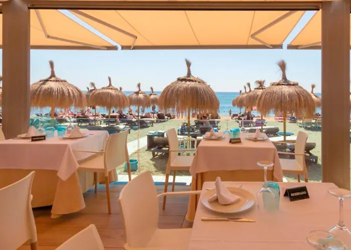 Beachfront Luxury: Sea View