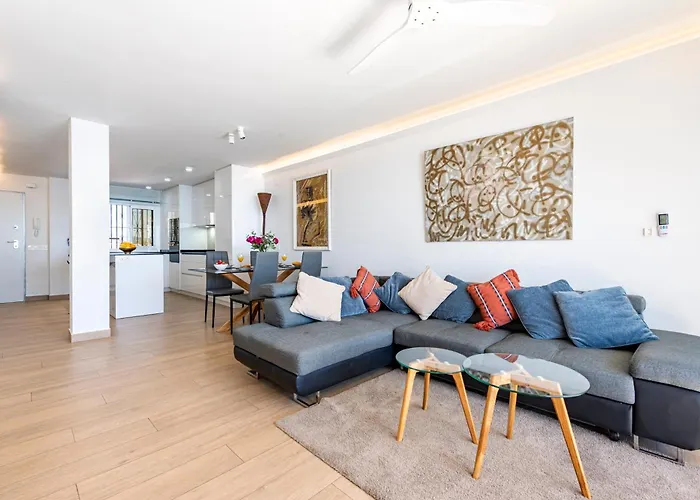 Apartamento Beachfront -- New Luxury -- 1ª Linea Playa -- Center -- Private Parking -- Panoramic Sea Views --