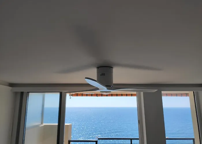 Lägenhet Beachfront -- New Luxury -- 1ª Linea Playa -- Center -- Private Parking -- Panoramic Sea Views -- *