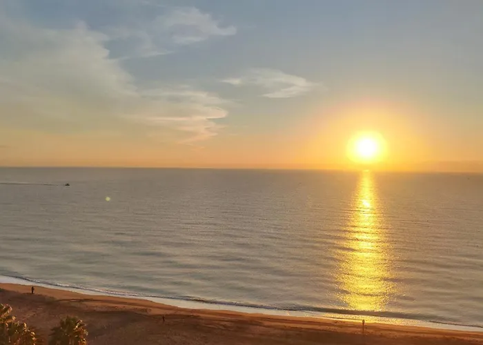 Beachfront -- New Luxury -- 1ª Linea Playa -- Center -- Private Parking -- Panoramic Sea Views -- Lägenhet